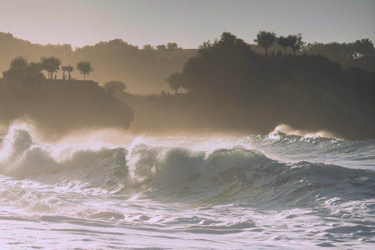 Waves Crashing